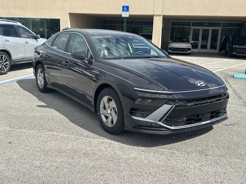 New 2026 Hyundai Sonata SE FWD image 4