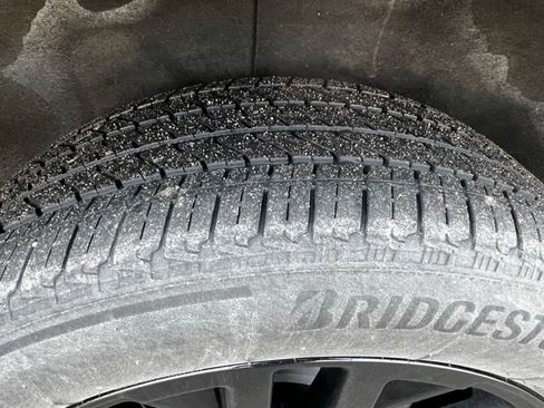 Used 2023 Chevrolet Tahoe High Country image 13