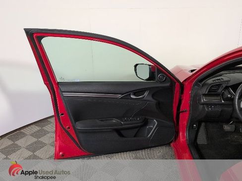 Used 2019 Honda Civic EX image 10