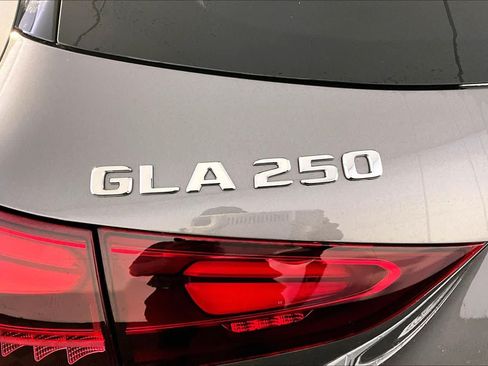 New 2026 Mercedes-Benz GLA 250 4MATIC image 6