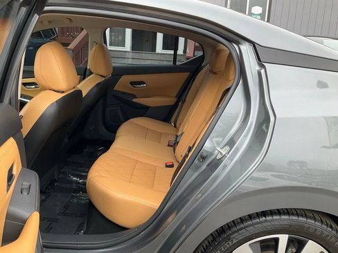 Used 2020 Nissan Sentra SV w/ SV Premium Package image 7