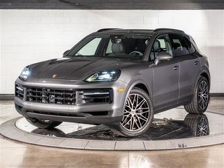 Certified 2025 Porsche Cayenne image 1