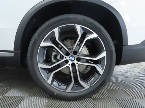 Used 2026 BMW X5 sDrive40i RWD image 33