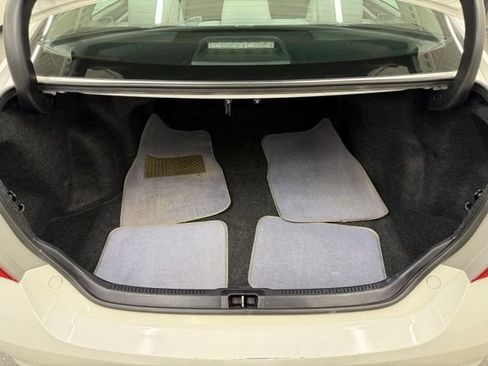 Used 2015 Toyota Camry LE FWD image 6