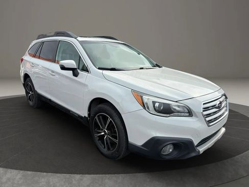 Used 2015 Subaru Outback 3.6R Limited AWD/4WD image 4