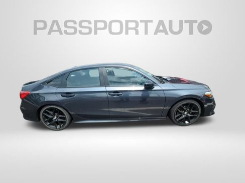 Used 2022 Honda Civic Sport image 1