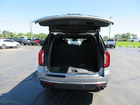 Certified 2024 GMC Yukon Denali AWD/4WD image 7
