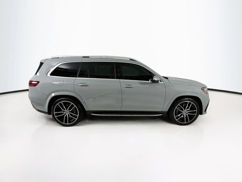 Used 2026 Mercedes-Benz GLS 580 4MATIC image 9