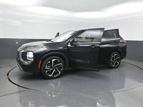 Used 2024 Mitsubishi Outlander SEL Black Edition FWD image 31