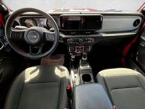 Used 2024 Jeep Wrangler Unlimited Sport AWD/4WD image 16