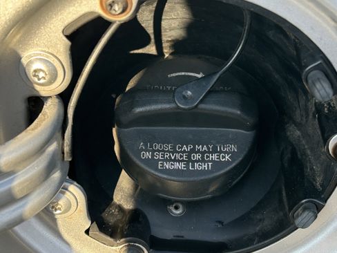 Used 2015 RAM 1500 Tradesman w/ Power & Remote Entry Group image 6