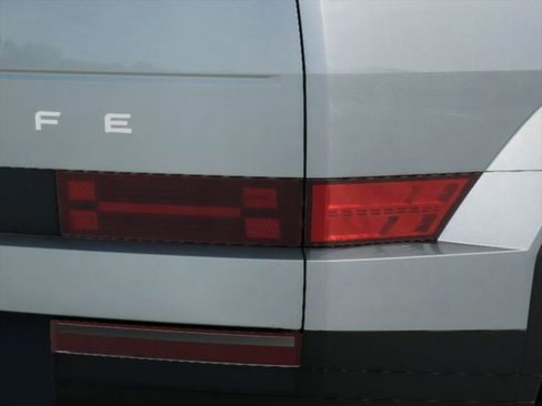 New 2026 Hyundai Santa Fe SE FWD image 10