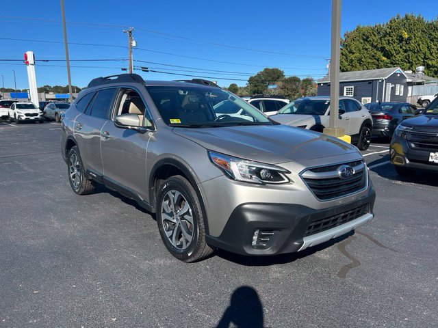 Used 2020 Subaru Outback Limited AWD/4WD image 3