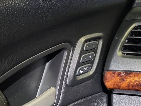 Used 2012 Honda Crosstour EX-L image 29