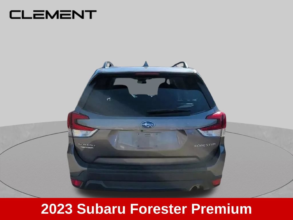 Used 2023 Subaru Forester Premium AWD/4WD image 8