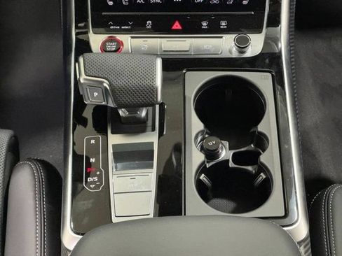 New 2026 Audi SQ8 Prestige AWD/4WD image 18