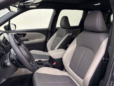 Used 2025 Subaru Forester Limited image 14