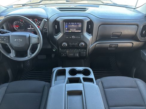 Used 2026 Chevrolet Silverado 2500 Custom w/ Custom Value Package image 26