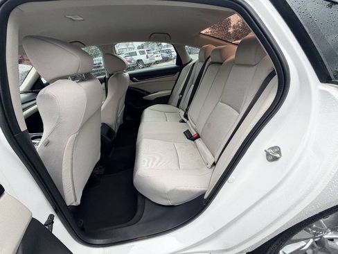 Used 2018 Honda Accord LX image 36