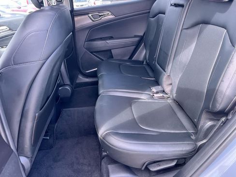 Certified 2025 Kia Sportage EX FWD image 23