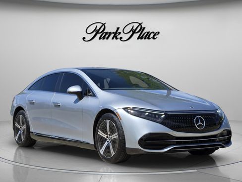 Used 2022 Mercedes-Benz EQS 450+ Sedan image 8