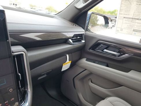 New 2026 GMC Yukon Elevation w/ Elevation Premium Package image 25