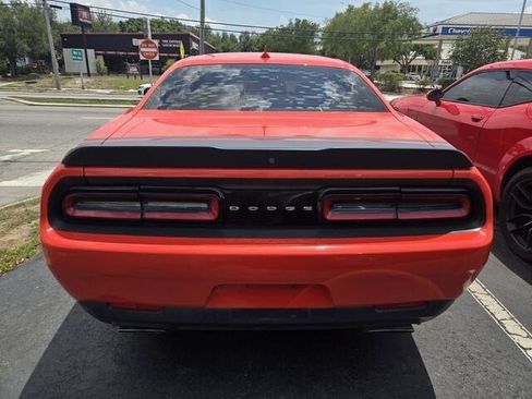 Used 2018 Dodge Challenger R/T Scat Pack RWD image 18