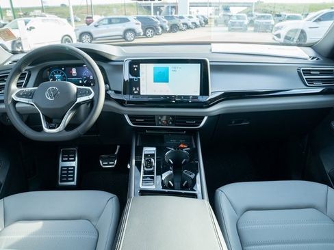 New 2026 Volkswagen Atlas Cross Sport SEL R-Line image 30