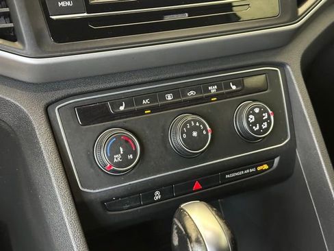 Used 2023 Volkswagen Atlas SE FWD image 27