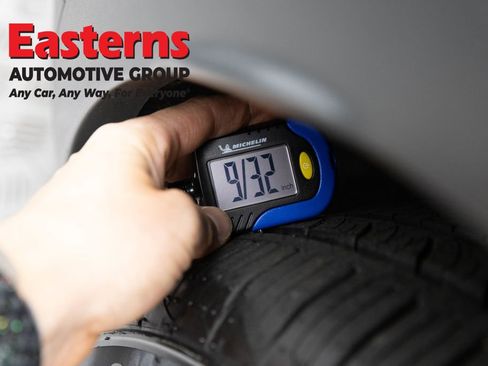 Used 2021 Volkswagen ID.4 Pro S w/ ID.4 Protection Package RWD image 27