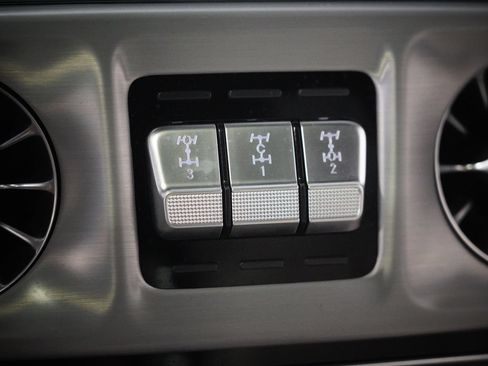 Used 2023 Mercedes-Benz G 63 AMG 4MATIC image 25