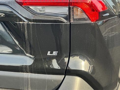 Used 2025 Toyota RAV4 LE image 7