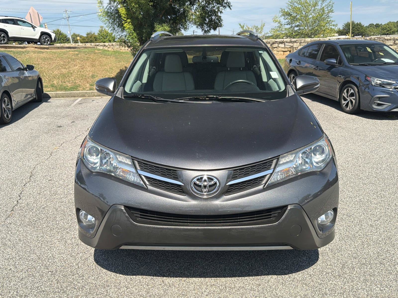 Used 2013 Toyota RAV4 Limited AWD/4WD image 4