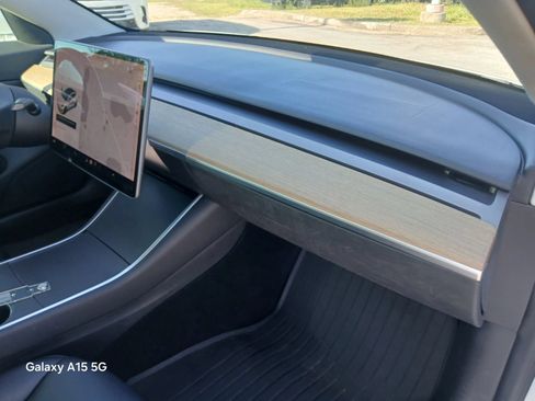 Used 2018 Tesla Model 3 Long Range AWD/4WD image 18