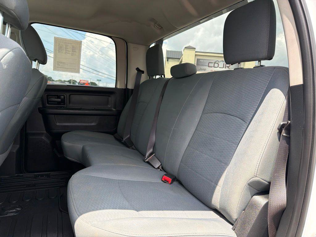 Used 2018 RAM 2500 Tradesman w/ Chrome Appearance Group AWD/4WD image 17