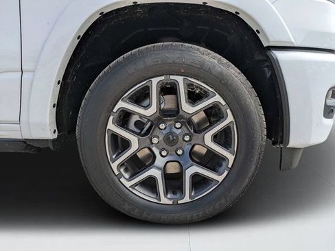 New 2026 RAM 1500 Laramie w/ Laramie Preferred Package AWD/4WD image 10