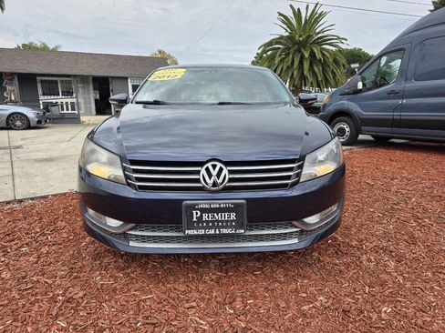 Used 2012 Volkswagen Passat TDI SEL Premium image 4