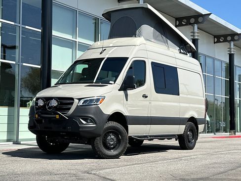 New 2023 Mercedes-Benz Sprinter 2500 image 2