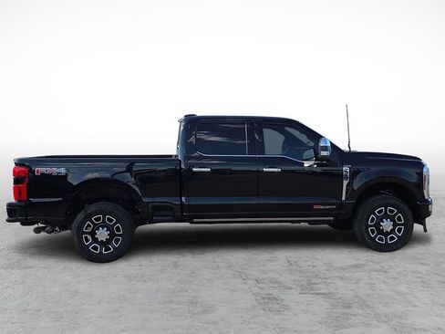 Used 2024 Ford F350 Platinum AWD/4WD image 12