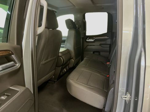 Used 2023 GMC Sierra 1500 Elevation image 29
