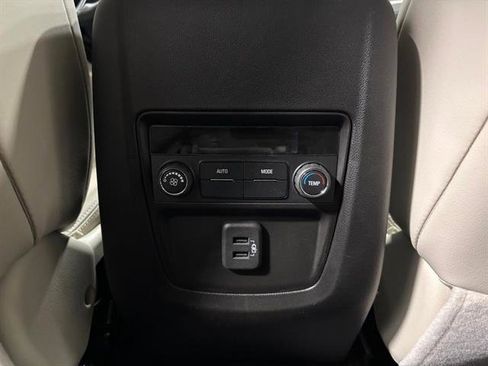 Certified 2023 Buick Enclave Essence w/ Sport Touring Edition image 17