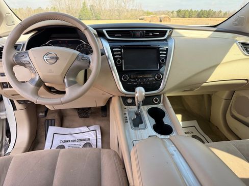 Used 2015 Nissan Murano SV w/ Premium Package image 12