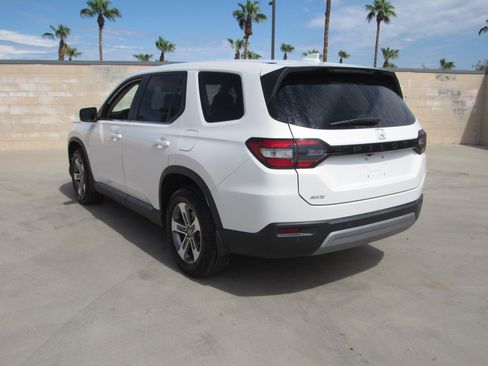Certified 2025 Honda Pilot EX-L image 6