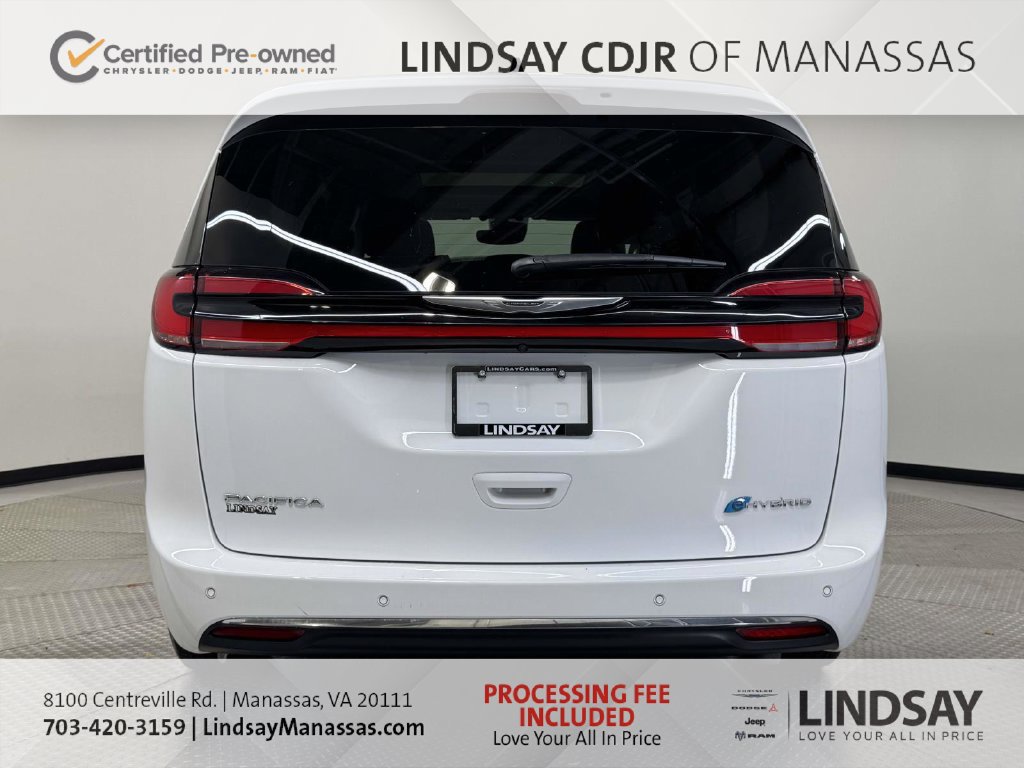 Used 2023 Chrysler Pacifica Limited FWD image 8