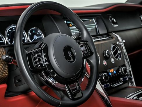 Used 2023 Rolls-Royce Cullinan w/ Leather Finishing Pack AWD/4WD image 24