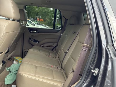 Used 2018 GMC Yukon SLT w/ HD Trailering Package AWD/4WD image 15