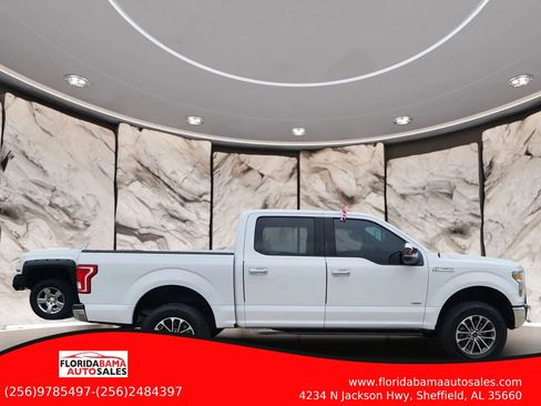Used 2017 Ford F150 XLT w/ Trailer Tow Package AWD/4WD image 8
