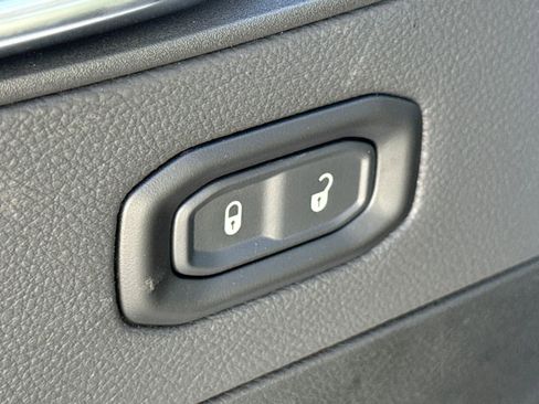 New 2026 Jeep Gladiator Sport AWD/4WD image 21
