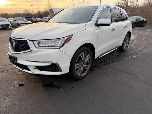Used 2018 Acura MDX SH-AWD w/ Technology Package image 2