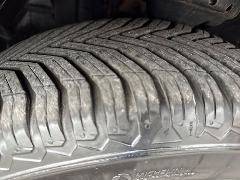 Used 2018 Subaru Outback 3.6R Limited AWD/4WD image 28